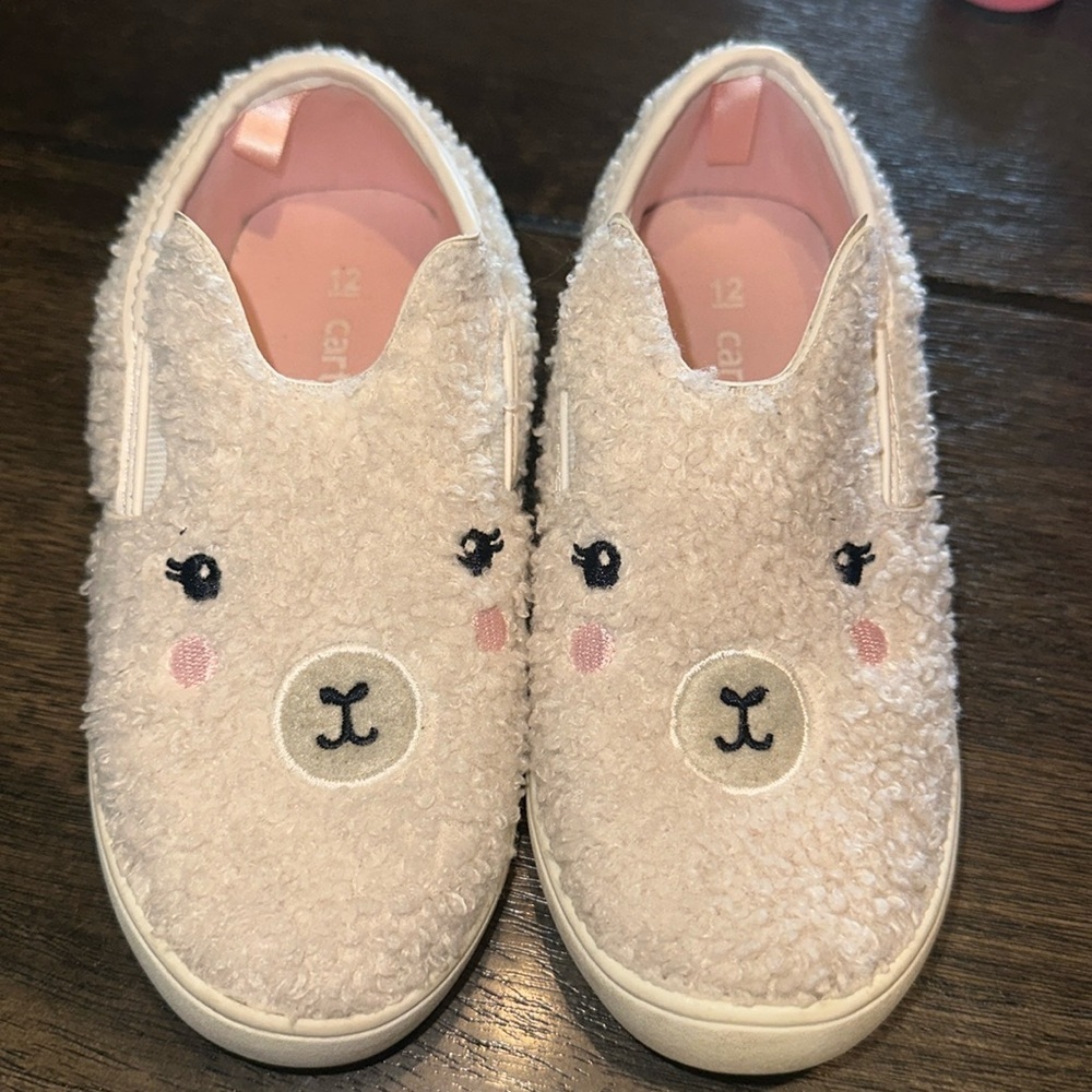 Carter's Adorable Llama Shoes size 12 LIKE‎ NEW